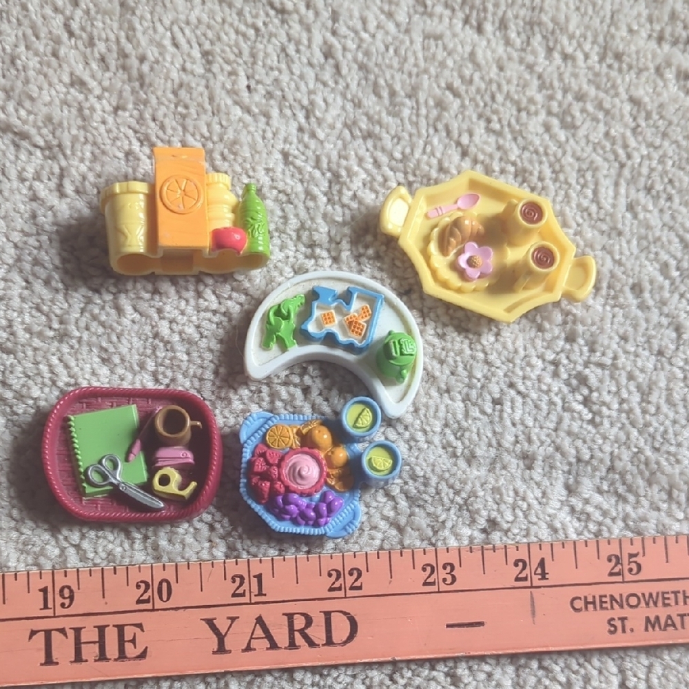 Colorful Toy Accessory Set - Picture 4 of 8